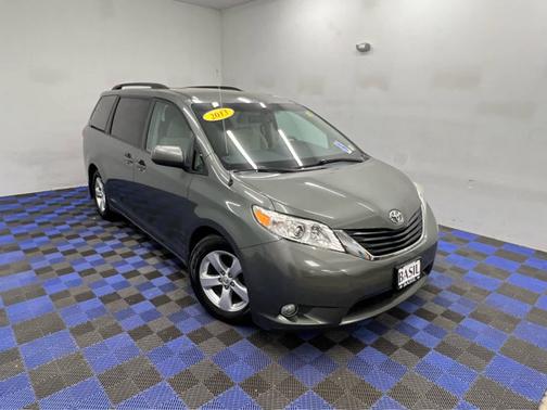 Cypress Pearl 2013 Toyota Sienna LE