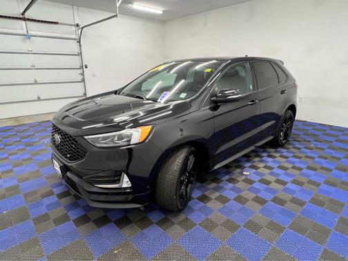 2021 Ford Edge ST