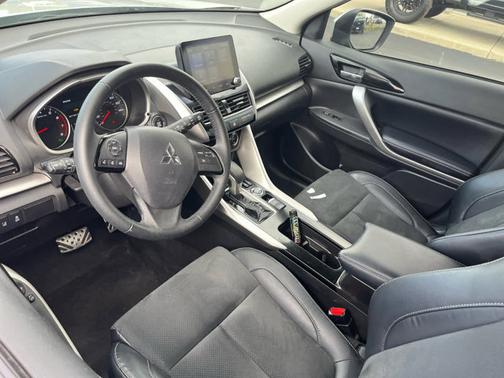 2023 Mitsubishi Eclipse Cross SE