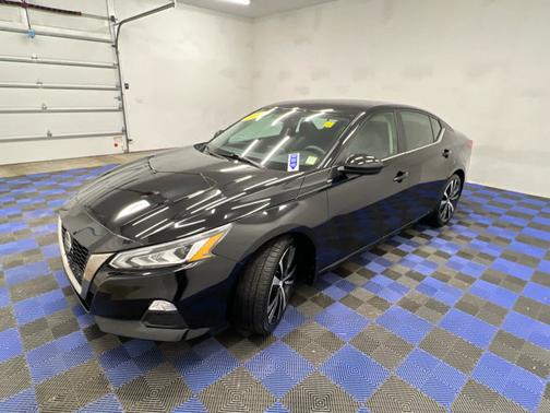 2021 Nissan Altima 2.5 SR