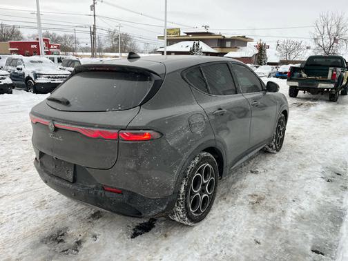 2024 Alfa Romeo Tonale Ti