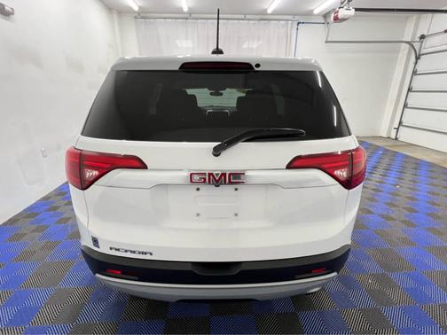 Summit White 2019 GMC Acadia SLE-1