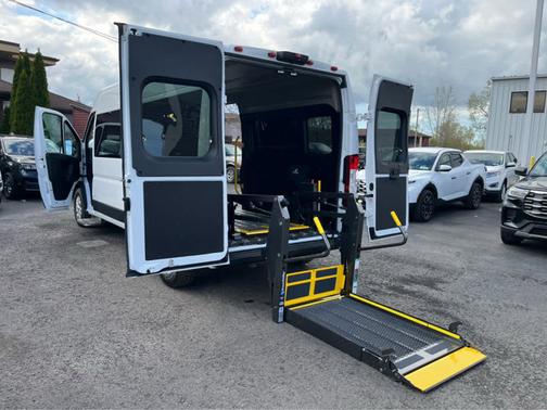 Bright White Clearcoat 2024 RAM ProMaster 2500 High Roof