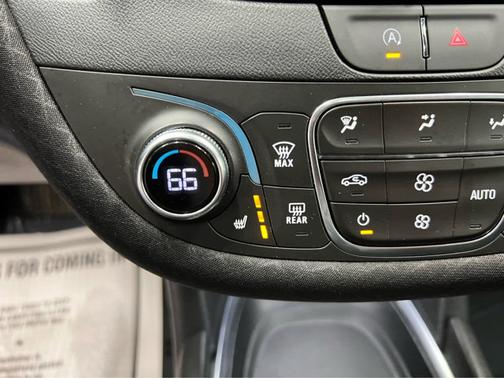 Sterling Gray Metallic 2024 Chevrolet Malibu 1LT