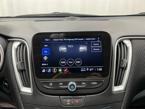 Sterling Gray Metallic 2024 Chevrolet Malibu 1LT