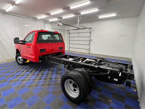 Race Red 2026 Ford F-350 XL