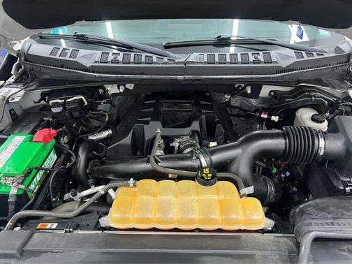 2016 Ford F-150 XLT 4WD SuperCrew 145