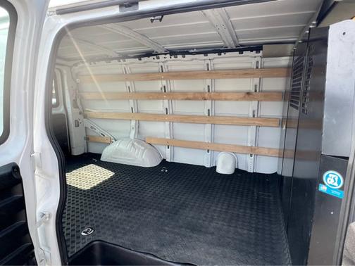 Summit White 2024 GMC Savana 2500 Work Van