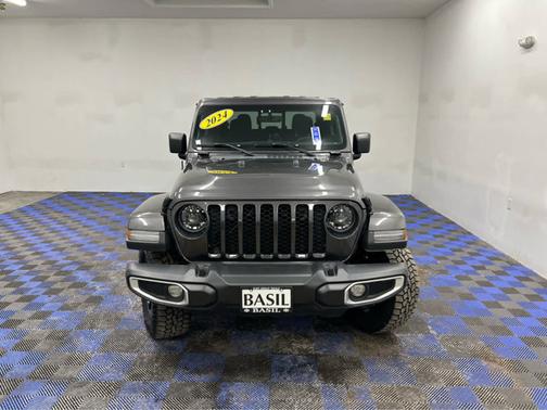 2023 Jeep Gladiator Sport S