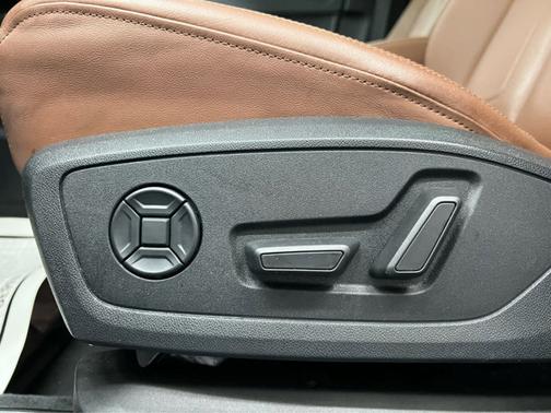 2021 Audi Q3 S line Premium