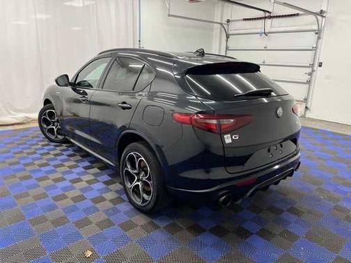 2022 Alfa Romeo Stelvio Veloce