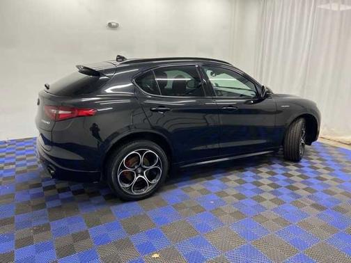2022 Alfa Romeo Stelvio Veloce
