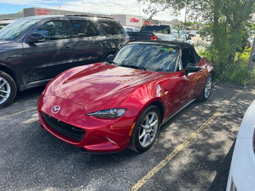 Soul Red Metallic 2016 Mazda MX-5 Miata Sport