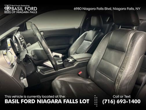 2005 Ford Mustang Deluxe