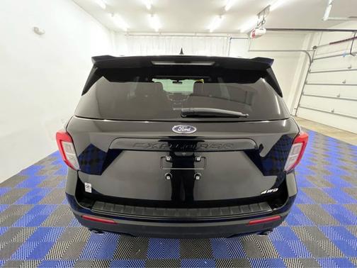 Agate Black Metallic 2023 Ford Explorer ST-Line