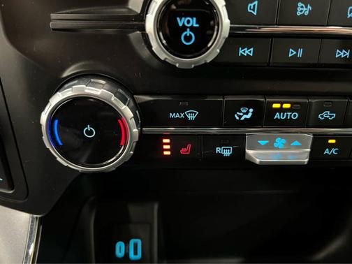 Agate Black Metallic 2023 Ford F-150 XLT