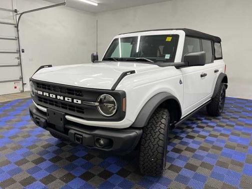 2023 Ford Bronco Black Diamond
