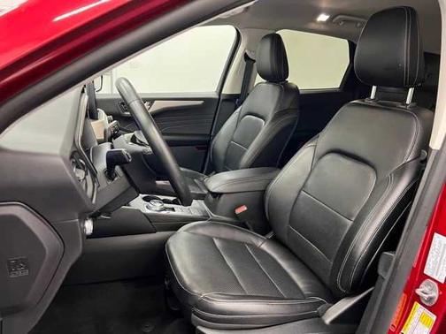 2022 Ford Escape SEL Hybrid