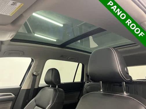 2023 Volkswagen Atlas 3.6L V6 SEL R-Line Black