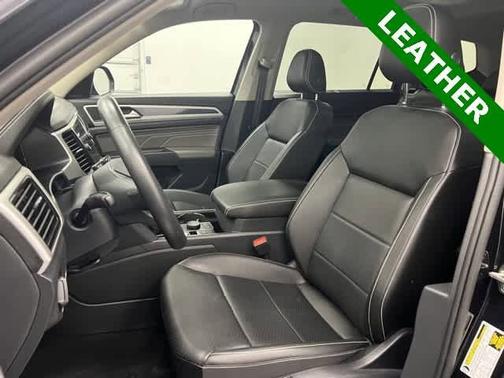 2023 Volkswagen Atlas 3.6L V6 SEL R-Line Black