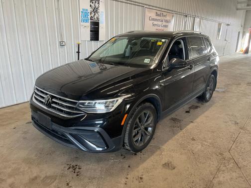 2023 Volkswagen Tiguan SE