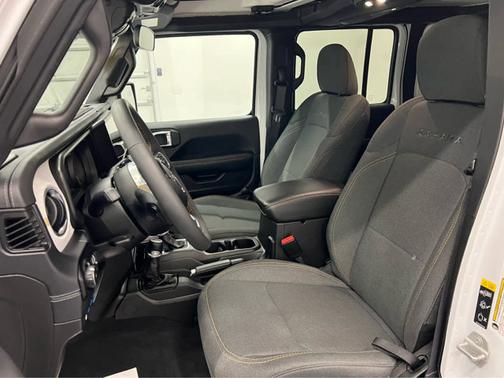 Bright White Clearcoat 2024 Jeep Wrangler 4xe Sahara