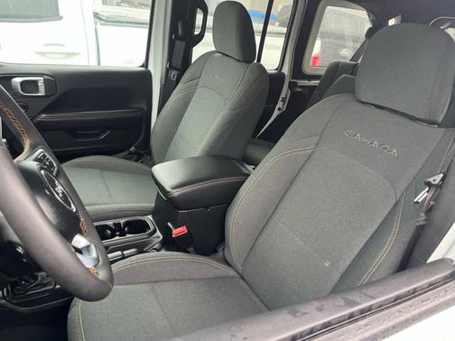 Bright White Clearcoat 2024 Jeep Wrangler 4xe Sahara