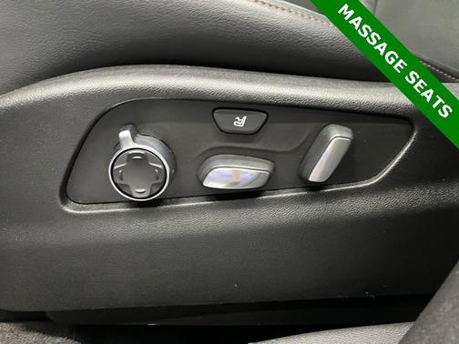 2023 Cadillac XT4 AWD Sport