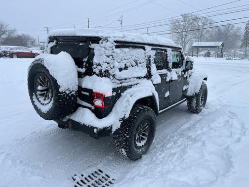2024 Jeep Wrangler Rubicon 392