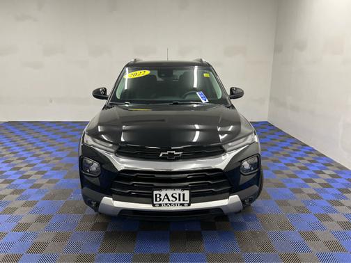 Mosaic Black Metallic 2022 Chevrolet Trailblazer LT
