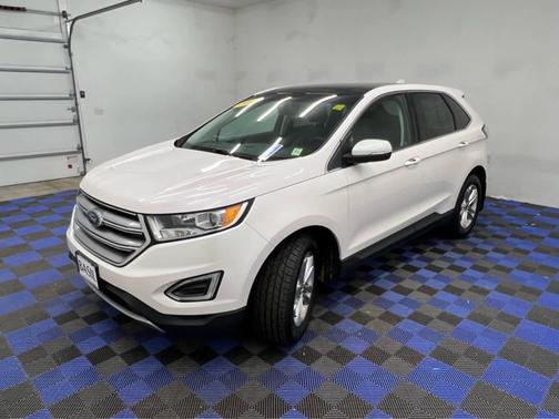 White Platinum Metallic Tri-Coat 2015 Ford Edge SEL