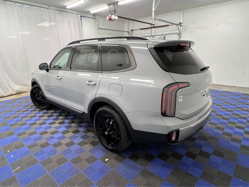 Wolf Gray 2023 Kia Telluride SX X-Line