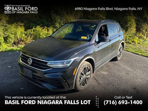 2022 Volkswagen Tiguan SE R-Line Black