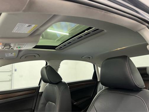 2020 Volkswagen Passat 2.0T SEL