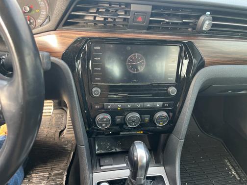 2020 Volkswagen Passat 2.0T SEL