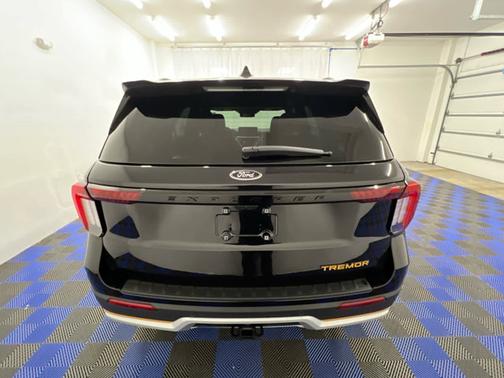Agate Black Metallic 2026 Ford Explorer Tremor