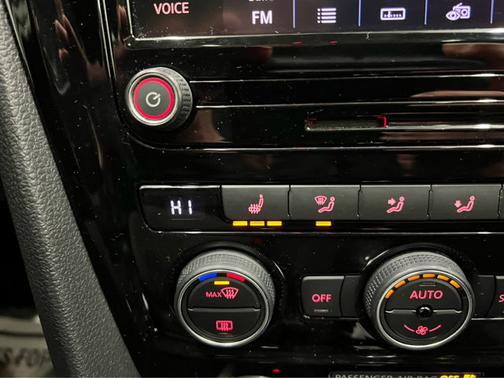 2020 Volkswagen Passat 2.0T R-Line