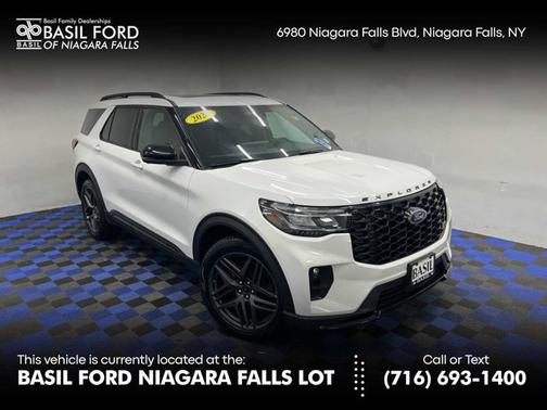 Star White Metallic Tri-Coat 2025 Ford Explorer ST