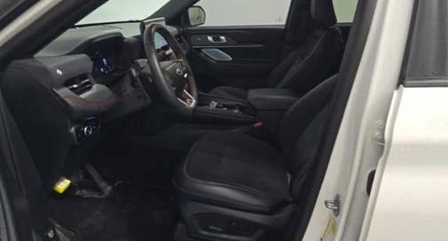 Star White Metallic Tri-Coat 2025 Ford Explorer ST