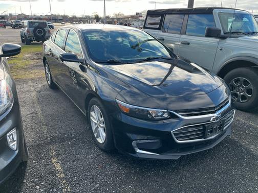 Mosaic Black Metallic 2018 Chevrolet Malibu LT