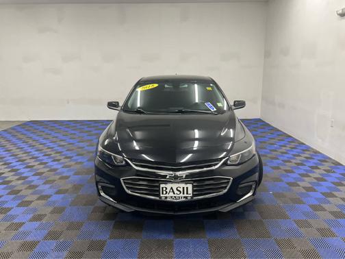 Mosaic Black Metallic 2018 Chevrolet Malibu LT