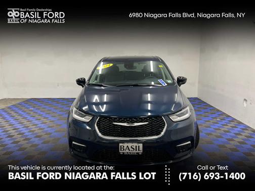 2024 Chrysler Pacifica Touring L