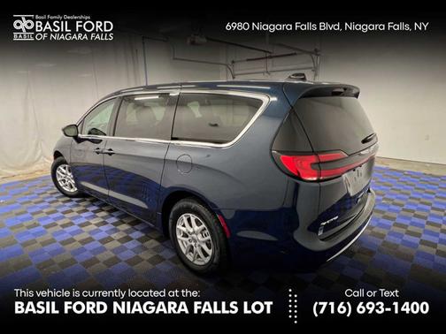 2024 Chrysler Pacifica Touring L