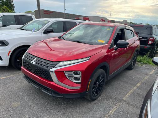 Red Diamond 2024 Mitsubishi Eclipse Cross LE