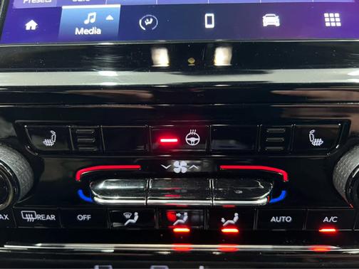 2022 Jeep Grand Cherokee L Altitude