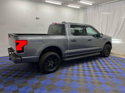 2025 Ford F-150 Lightning XLT