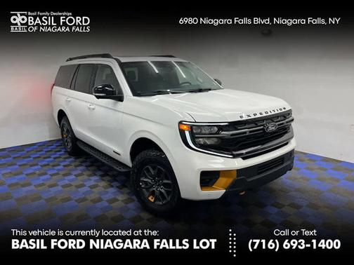 Star White Metallic Tri-Coat 2026 Ford Expedition Tremor