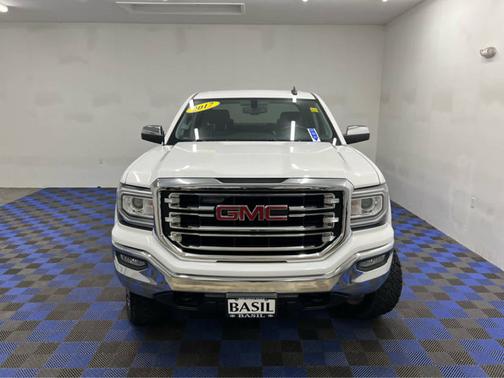 Summit White 2017 GMC Sierra 1500 SLT