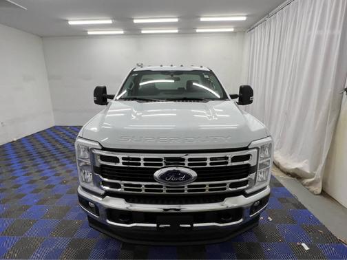 2025 Ford F-350 XLT