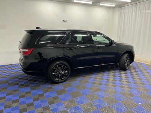 DB Black Clearcoat 2022 Dodge Durango GT